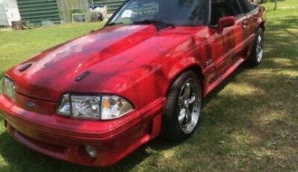 1990 Ford Mustang