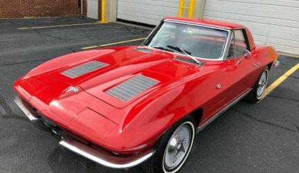 1963 Chevrolet Corvette 2 door