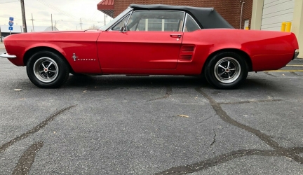 1967 Ford Mustang 2 door