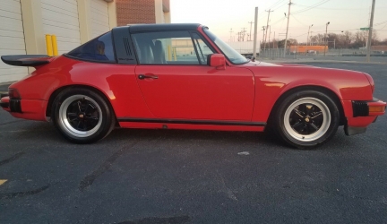 1986 Porsche 911 2 door