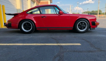 1987 Porsche 911 2 door