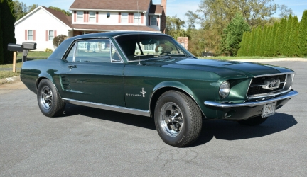 1967 Ford Mustang Coupe V-8