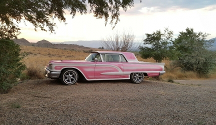 1960 Ford Thunderbird